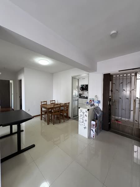 323A Sumang Walk, 323A Sumang Walk, 3 Bedrooms, 1,001 sqft, HDB Flat For Sale, by Jeffrey Koh, 500211580 - Interior - PropertyGuru.com.sg