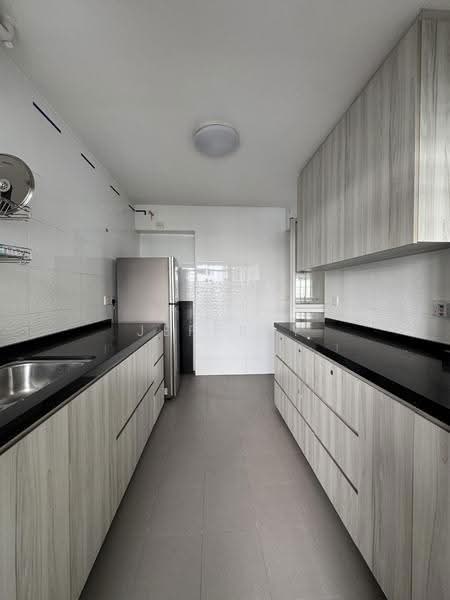 323A Sumang Walk, 323A Sumang Walk, Hougang / Punggol / Sengkang, 3 Bedrooms, 1,001 sqft, HDB Flat For Sale, by Jeffrey Koh, 500211580 - Kitchen - PropertyGuru.com.sg