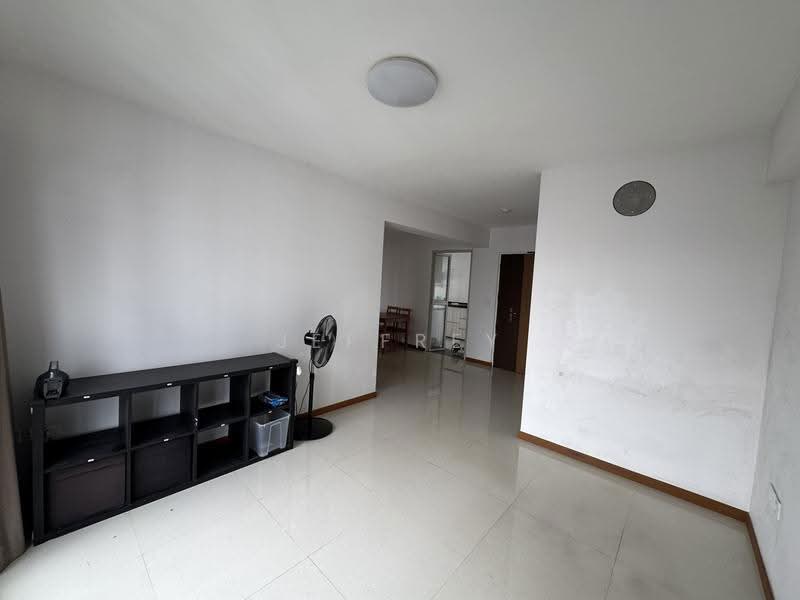 323A Sumang Walk, 323A Sumang Walk, Hougang / Punggol / Sengkang, 3 Bedrooms, 1,001 sqft, HDB Flat For Sale, by Jeffrey Koh, 500211580 - Living Room - PropertyGuru.com.sg