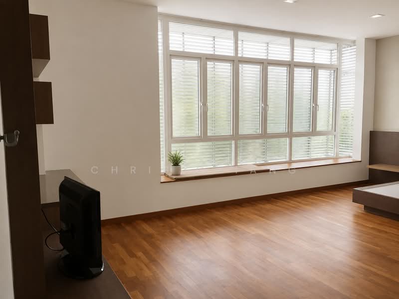 Serangoon Garden Estate, Cowdray/ Bridport/ Kingswear/ Huddington/ Hemsley Avenue, 6 Bedrooms, 5,800 sqft, Semi-Detached House For Rent, by Chris Chiang, 500211584 - Bedroom - PropertyGuru.com.sg