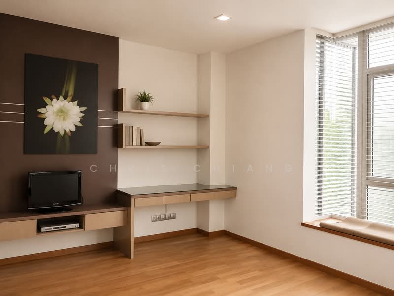 Serangoon Garden Estate, Cowdray/ Bridport/ Kingswear/ Huddington/ Hemsley Avenue, 6 Bedrooms, 5,800 sqft, Semi-Detached House For Rent, by Chris Chiang, 500211584 - Bedroom - PropertyGuru.com.sg