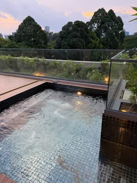 Orchard Sophia, 128 Sophia Road, 1 Bedroom, 441 sqft, Apartment For Rent, by Adele Ong 汪美凤, 500211587 - Pool - PropertyGuru.com.sg