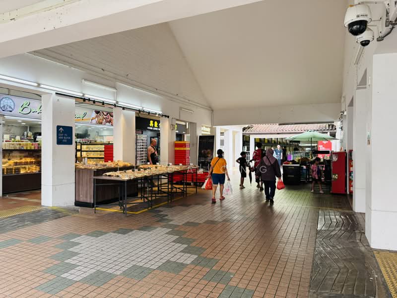 HDB Shop @ 634 Bukit Batok Central, Bukit Batok Central, 350 sqft, Shop / Shophouse For Rent, by Linda Ong, 500211599 - Exterior - CommercialGuru.com.sg