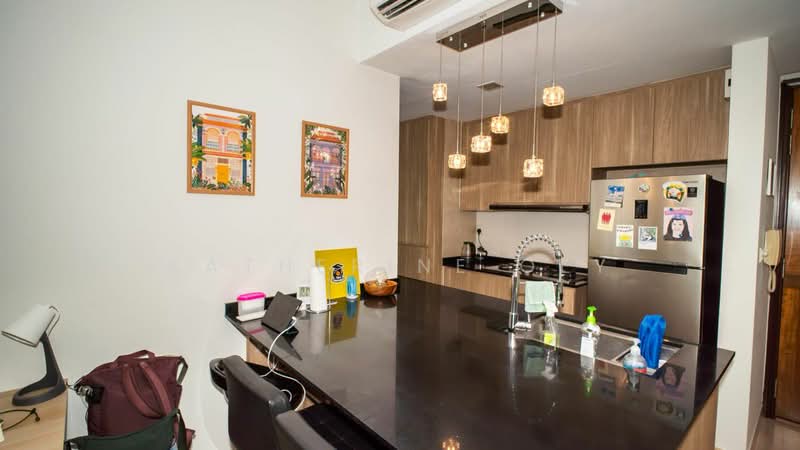 Newton 18, 18 Newton Road, Studio, 614 sqft, Apartment For Rent, by Katherine Oey, 500211607 - Kitchen - PropertyGuru.com.sg