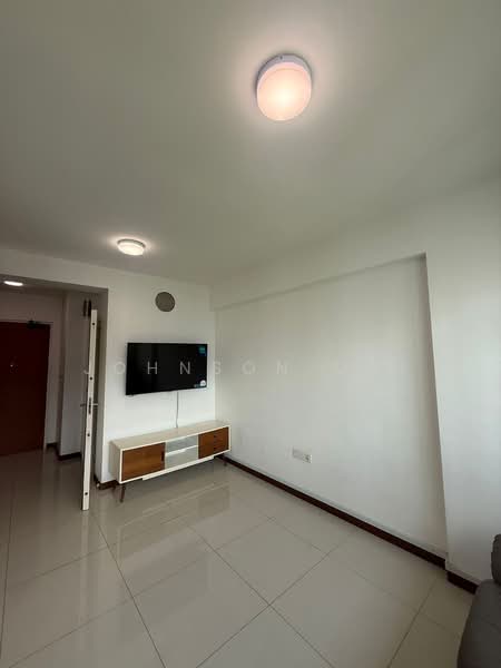 418A Fernvale Link, 418A Fernvale Link, 1 Bedroom, 38 sqft, HDB Flat For Sale, by Johnson Ooi, 500211619 - Living Room - PropertyGuru.com.sg