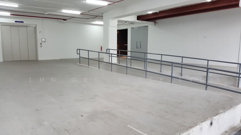 Four Star Building, , 1,169 sqft, Warehouse For Rent, by LHN Group Pte Ltd, 500211627 - Entrance - CommercialGuru.com.sg