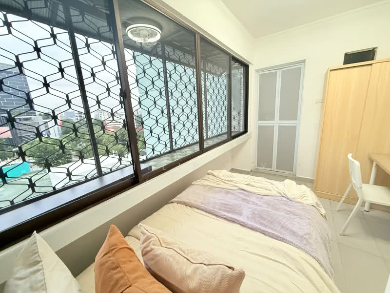 Queensway Tower, 1 Queensway, Room Rental, 100 sqft, Apartment For Rent, by Philip Tay, 500211636 - Bedroom - PropertyGuru.com.sg