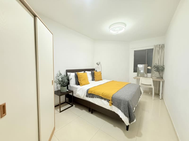 Queensway Tower, 1 Queensway, Room Rental, 100 sqft, Apartment For Rent, by Philip Tay, 500211636 - Bedroom - PropertyGuru.com.sg