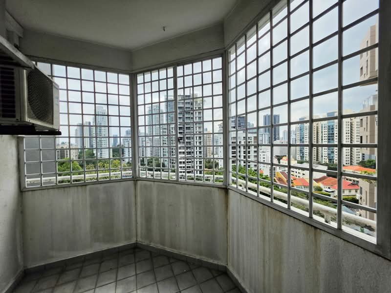 Ava Towers, 10 Ava Road, 3 Bedrooms, 1,227 sqft, Apartment For Sale, by Jaime Lim, 500211639 - Balcony - PropertyGuru.com.sg
