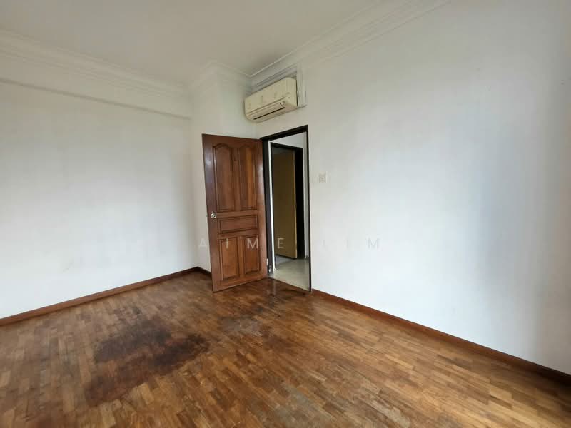 Ava Towers, 10 Ava Road, 3 Bedrooms, 1,227 sqft, Apartment For Sale, by Jaime Lim, 500211639 - Bedroom 2 - PropertyGuru.com.sg