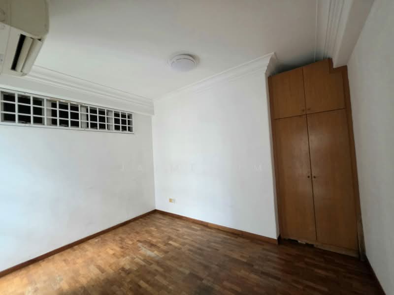 Ava Towers, 10 Ava Road, 3 Bedrooms, 1,227 sqft, Apartment For Sale, by Jaime Lim, 500211639 - Bedroom 1 - PropertyGuru.com.sg