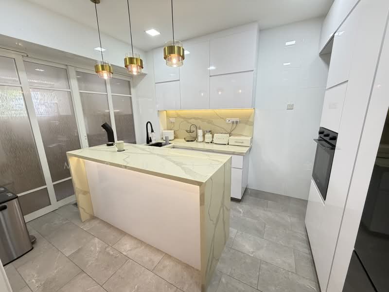Park Villas, Park Villas Rise, 5 Bedrooms, 3,143 sqft, Terraced House For Sale, by Marcus Tan 陈威全, 500211641 - Kitchen - PropertyGuru.com.sg