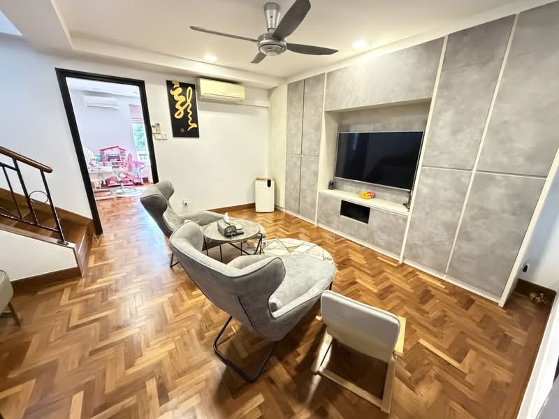Park Villas, Park Villas Rise, 5 Bedrooms, 3,143 sqft, Terraced House For Sale, by Marcus Tan 陈威全, 500211641 - Living Room - PropertyGuru.com.sg