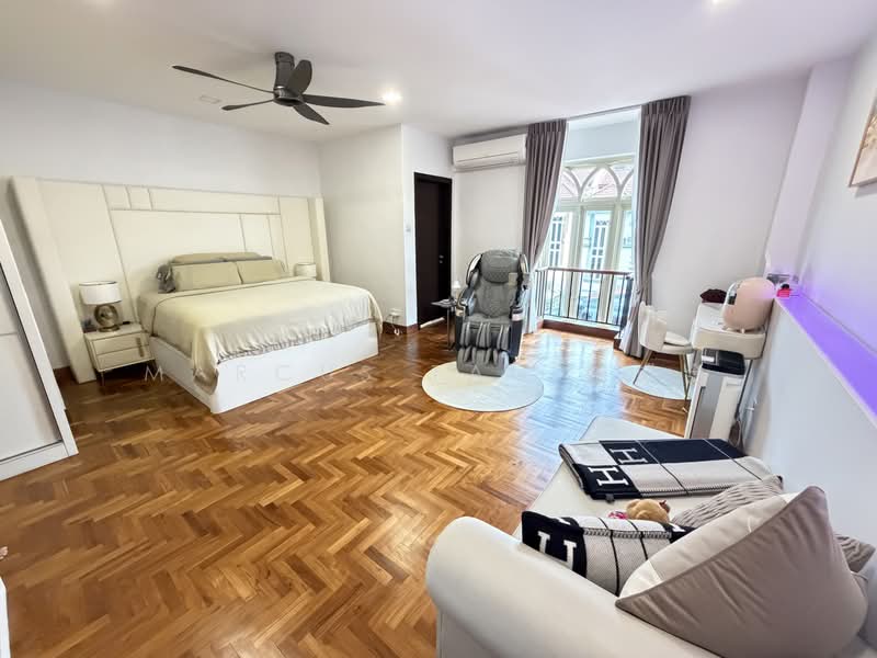 Park Villas, Park Villas Rise, 5 Bedrooms, 3,143 sqft, Terraced House For Sale, by Marcus Tan 陈威全, 500211641 - Bedroom - PropertyGuru.com.sg