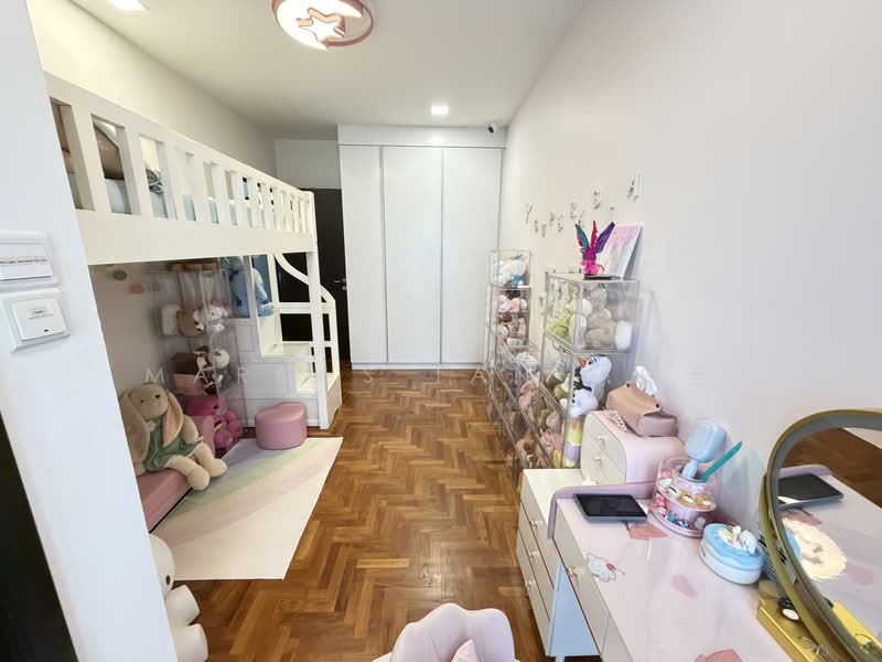 Park Villas, Park Villas Rise, 5 Bedrooms, 3,143 sqft, Terraced House For Sale, by Marcus Tan 陈威全, 500211641 - Bedroom - PropertyGuru.com.sg