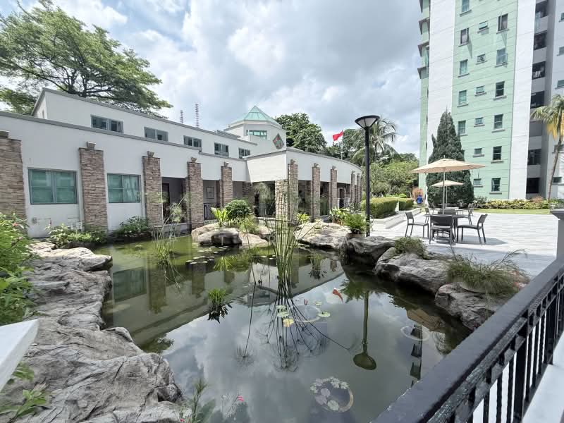 Springdale Condo, 49 Hindhede Walk, 4 Bedrooms, 1,388 sqft, Condominium For Sale, by Peter Yao, 500211643 - Exterior - PropertyGuru.com.sg