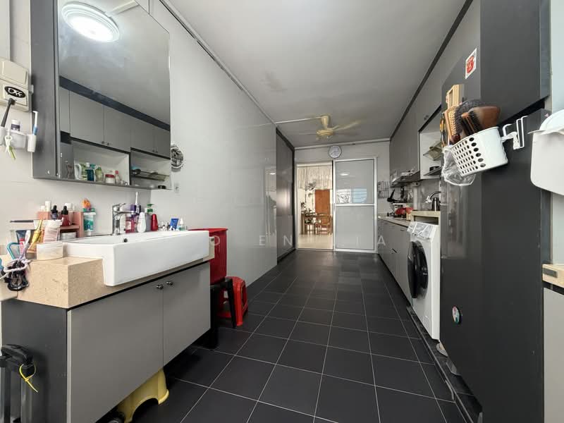 105 Towner Road, 105 Towner Road, 2 Bedrooms, 797 sqft, HDB Flat For Sale, by Teo En Jia, 500211644 - Bathroom - PropertyGuru.com.sg