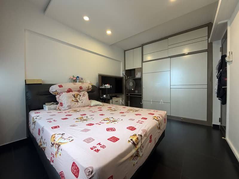 105 Towner Road, 105 Towner Road, 2 Bedrooms, 797 sqft, HDB Flat For Sale, by Teo En Jia, 500211644 - Bedroom - PropertyGuru.com.sg