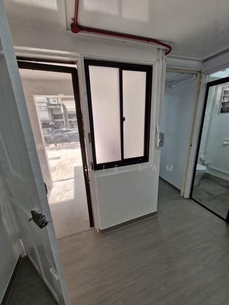 Everton Park HDB Shop, Everton Road, Neil Road, 1,173 sqft, Shop / Shophouse For Sale, by Leslie Lam, 500211645 - Interior - CommercialGuru.com.sg
