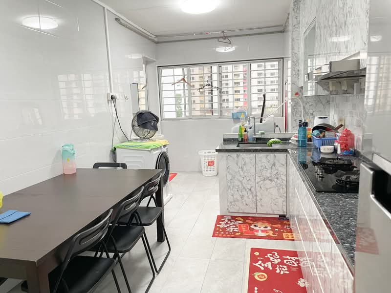 518 Jurong West Street 52, 518 Jurong West Street 52, 2 Bedrooms, 1,120 sqft, HDB Flat For Rent, by Jeff Chua, 500211653 - Kitchen - PropertyGuru.com.sg