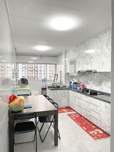 518 Jurong West Street 52, 518 Jurong West Street 52, 2 Bedrooms, 1,120 sqft, HDB Flat For Rent, by Jeff Chua, 500211653 - Kitchen - PropertyGuru.com.sg