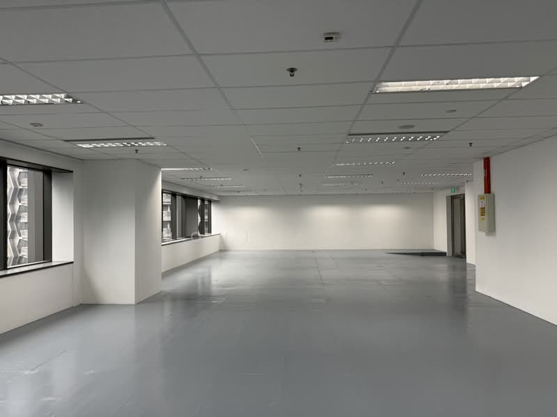 OUE Downtown One, 6 Shenton Way, 1,756 sqft, Office For Rent, by Monica Oh, 500211657 - Interior - CommercialGuru.com.sg