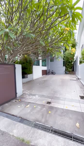 3 storey Bungalow Near MRT 10mins Walk to Dakota MRT, Big basement Entertainment Room 8,000 sqft space, 8 Bedrooms, 8,002 sqft, Bungalow House For Sale, by Daniel Lee, 500211668 - Exterior - PropertyGuru.com.sg
