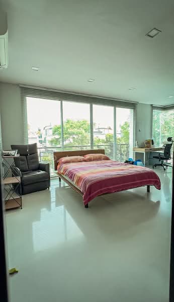 3 storey Bungalow Near MRT 10mins Walk to Dakota MRT, Big basement Entertainment Room 8,000 sqft space, 8 Bedrooms, 8,002 sqft, Bungalow House For Sale, by Daniel Lee, 500211668 - Bedroom - PropertyGuru.com.sg