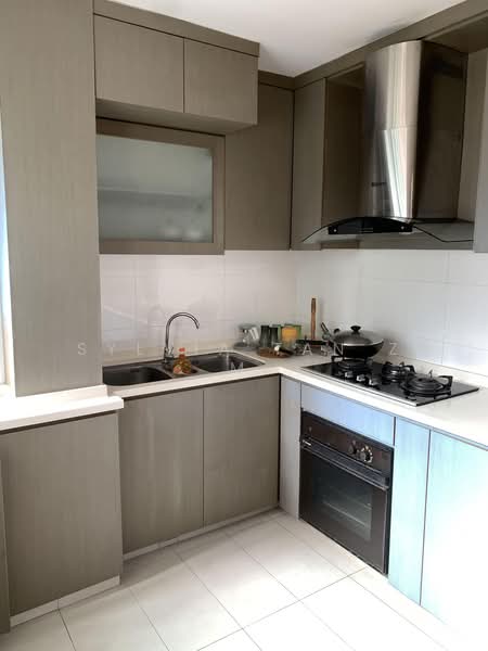 413 Commonwealth Avenue West, 413 Commonwealth Avenue West, 3 Bedrooms, 1,345 sqft, HDB Flat For Rent, by Sylvia Tan Z M, 500211674 - Kitchen - PropertyGuru.com.sg