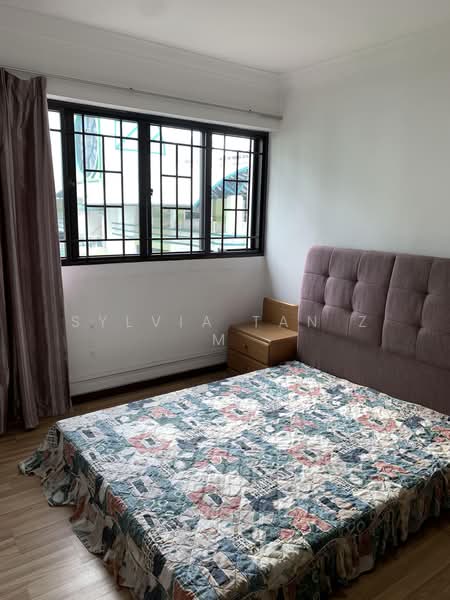 413 Commonwealth Avenue West, 413 Commonwealth Avenue West, 3 Bedrooms, 1,345 sqft, HDB Flat For Rent, by Sylvia Tan Z M, 500211674 - Bedroom - PropertyGuru.com.sg