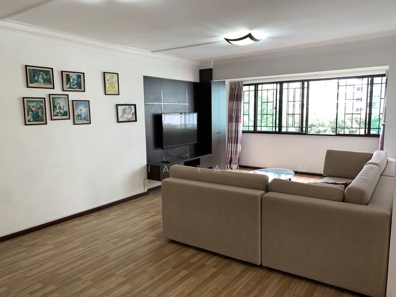 413 Commonwealth Avenue West, 413 Commonwealth Avenue West, 3 Bedrooms, 1,345 sqft, HDB Flat For Rent, by Sylvia Tan Z M, 500211674 - Living Room - PropertyGuru.com.sg