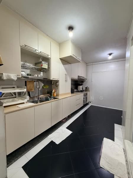 531 Pasir Ris Drive 1, 531 Pasir Ris Drive 1, 3 Bedrooms, 1,582 sqft, HDB Flat For Sale, by Sherry Ong, 500211689 - Kitchen - PropertyGuru.com.sg