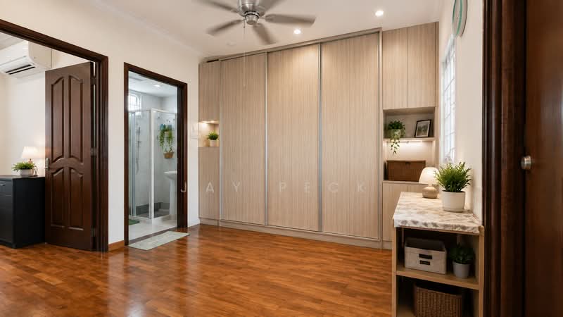 ❤️Spacious Terrace near a Park and MRT❤️, , 5 Bedrooms, 1,615 sqft, Terraced House For Sale, by JAY PECK, 500211690 - Bedroom - PropertyGuru.com.sg