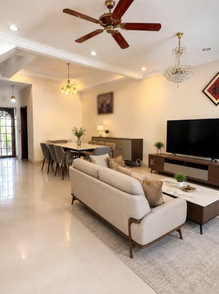 ❤️Spacious Terrace near a Park and MRT❤️, , 5 Bedrooms, 1,615 sqft, Terraced House For Sale, by JAY PECK, 500211690 - Living Room - PropertyGuru.com.sg