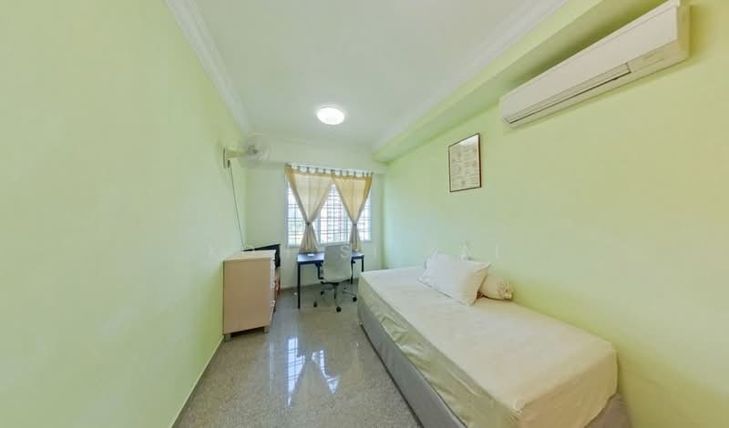 New Court, 35 Jalan Dusun, 3 Bedrooms, 1,152 sqft, Apartment For Sale, by KOH SI KAI, 500211699 - Bedroom - PropertyGuru.com.sg