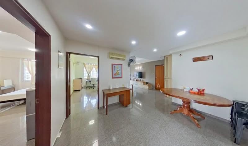 New Court, 35 Jalan Dusun, 3 Bedrooms, 1,152 sqft, Apartment For Sale, by KOH SI KAI, 500211699 - Living Room - PropertyGuru.com.sg
