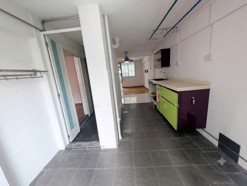 12 Taman Ho Swee, 12 Taman Ho Swee, 2 Bedrooms, 580 sqft, HDB Flat For Sale, by Desmond Tan, 500211702 - Kitchen - PropertyGuru.com.sg