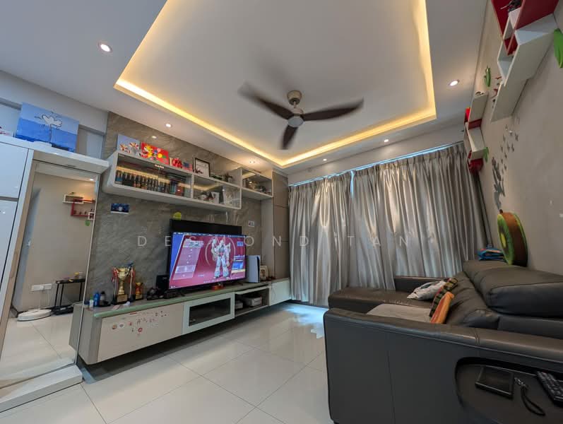 416A Fernvale Link, 416A Fernvale Link, 3 Bedrooms, 1,001 sqft, HDB Flat For Sale, by Desmond Tan, 500211707 - Living Room - PropertyGuru.com.sg
