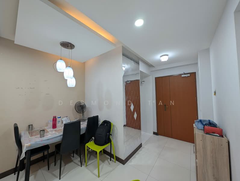 416A Fernvale Link, 416A Fernvale Link, 3 Bedrooms, 1,001 sqft, HDB Flat For Sale, by Desmond Tan, 500211707 - Dining Room - PropertyGuru.com.sg