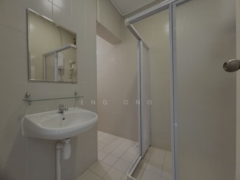 Townerville, McNair Road, 3 Bedrooms, 2,424 sqft, Conservation House For Rent, by Eng Ong, 500211714 - Bathroom 2 - PropertyGuru.com.sg