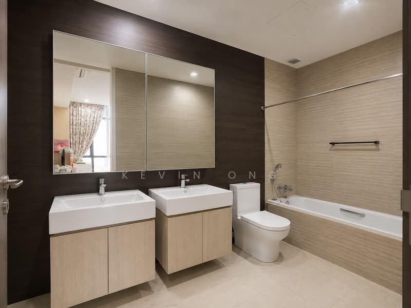 Sky Vue, 3 Bishan Street 15, 4 Bedrooms, 2,282 sqft, Condominium For Sale, by Kevin Ong, 500211716 - Bathroom - PropertyGuru.com.sg