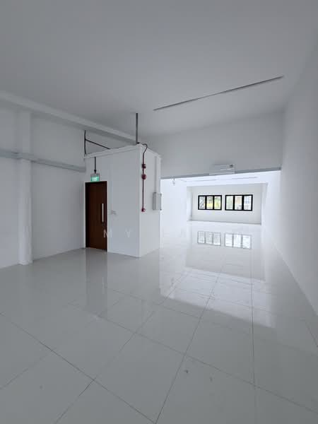 Upper Thomson Road Shop Houses, 272 Upper Thomson Road, 1,600 sqft, Shop / Shophouse For Rent, by Cannis Tan, 500211717 - Interior - CommercialGuru.com.sg