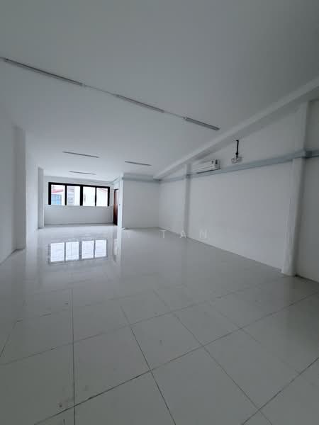 Upper Thomson Road Shop Houses, 272 Upper Thomson Road, 1,600 sqft, Shop / Shophouse For Rent, by Cannis Tan, 500211717 - Interior - CommercialGuru.com.sg