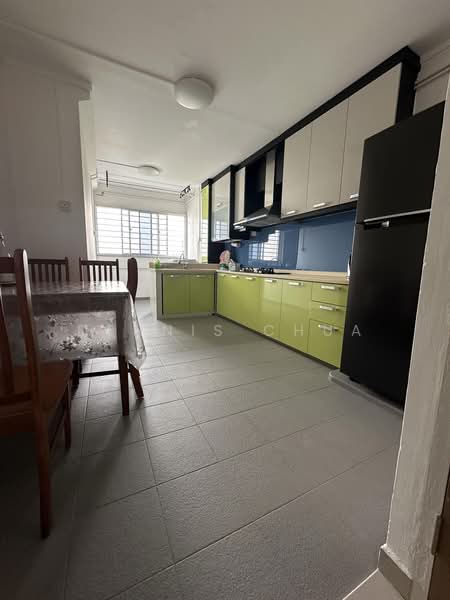 353 Yishun Ring Road, 353 Yishun Ring Road, 2 Bedrooms, 796 sqft, HDB Flat For Rent, by Dennis Chua, 500211726 - Kitchen - PropertyGuru.com.sg