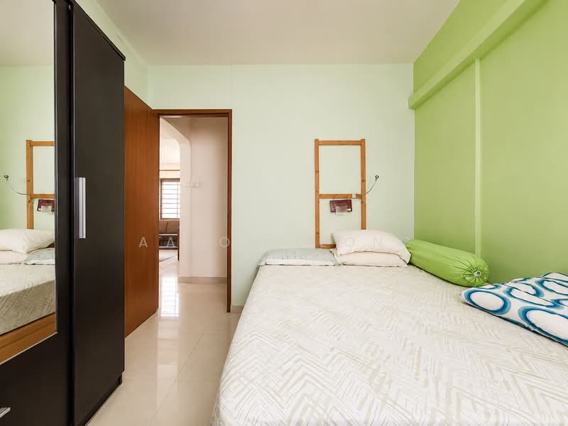 307 Clementi Avenue 4, 307 Clementi Avenue 4, 2 Bedrooms, 721 sqft, HDB Flat For Sale, by Aaron Leong, 500211728 - Bedroom - PropertyGuru.com.sg