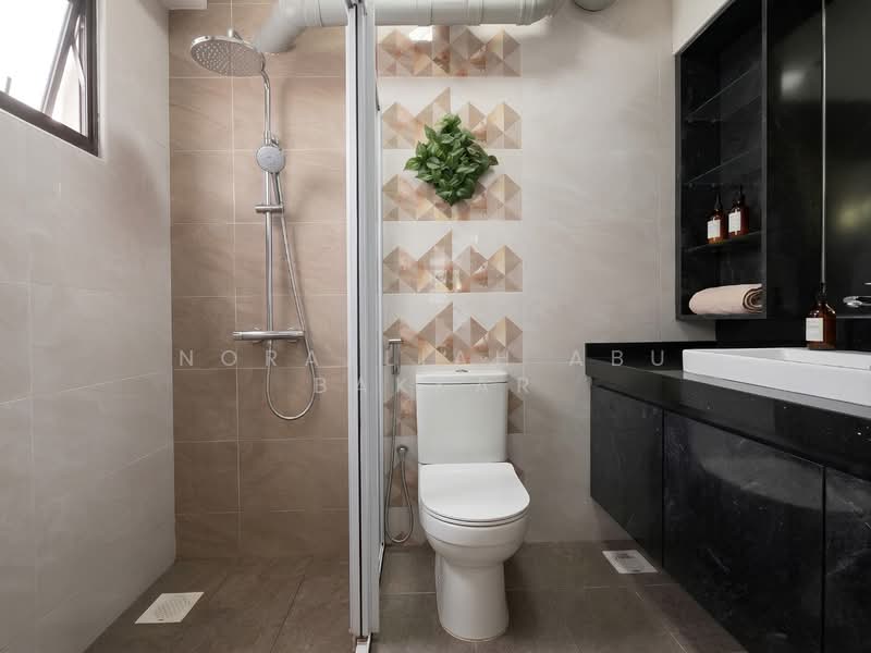 945 Hougang Street 92, 945 Hougang Street 92, 3 Bedrooms, 1,302 sqft, HDB Flat For Sale, by Norazliah Abu Bakkar, 500211729 - Bathroom - PropertyGuru.com.sg