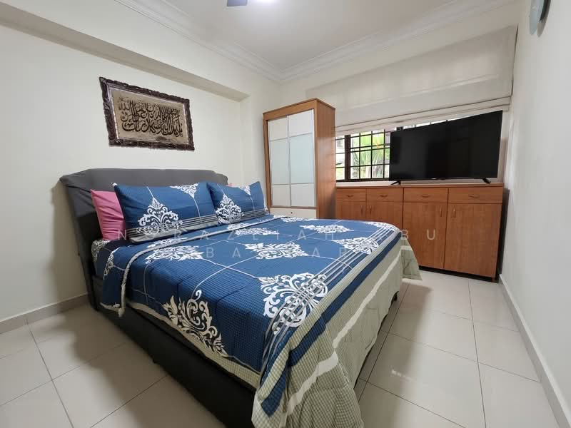 945 Hougang Street 92, 945 Hougang Street 92, 3 Bedrooms, 1,302 sqft, HDB Flat For Sale, by Norazliah Abu Bakkar, 500211729 - Bedroom - PropertyGuru.com.sg