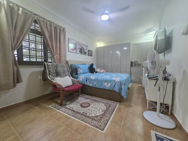 945 Hougang Street 92, 945 Hougang Street 92, 3 Bedrooms, 1,302 sqft, HDB Flat For Sale, by Norazliah Abu Bakkar, 500211729 - Bedroom - PropertyGuru.com.sg
