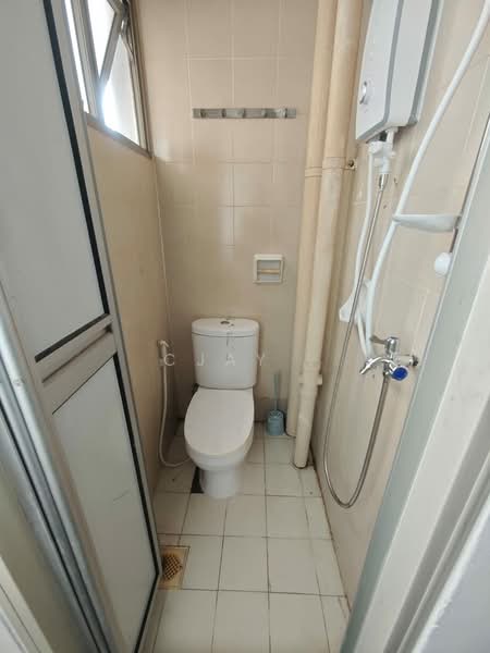 Parc Vista, 454 Corporation Road, Room Rental, 80 sqft, Condominium For Rent, by CJay ., 500211734 - Bathroom - PropertyGuru.com.sg