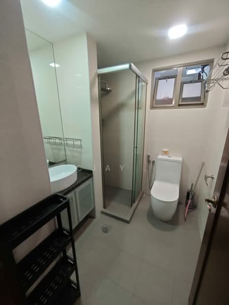 Parc Vista, 454 Corporation Road, Room Rental, 80 sqft, Condominium For Rent, by CJay ., 500211734 - Bathroom - PropertyGuru.com.sg